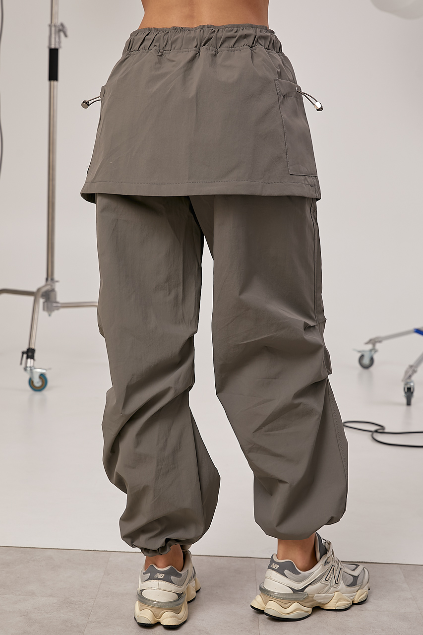 Жіночі штани з плащівки зі спідницею - сірий колір, ONE SIZE 1