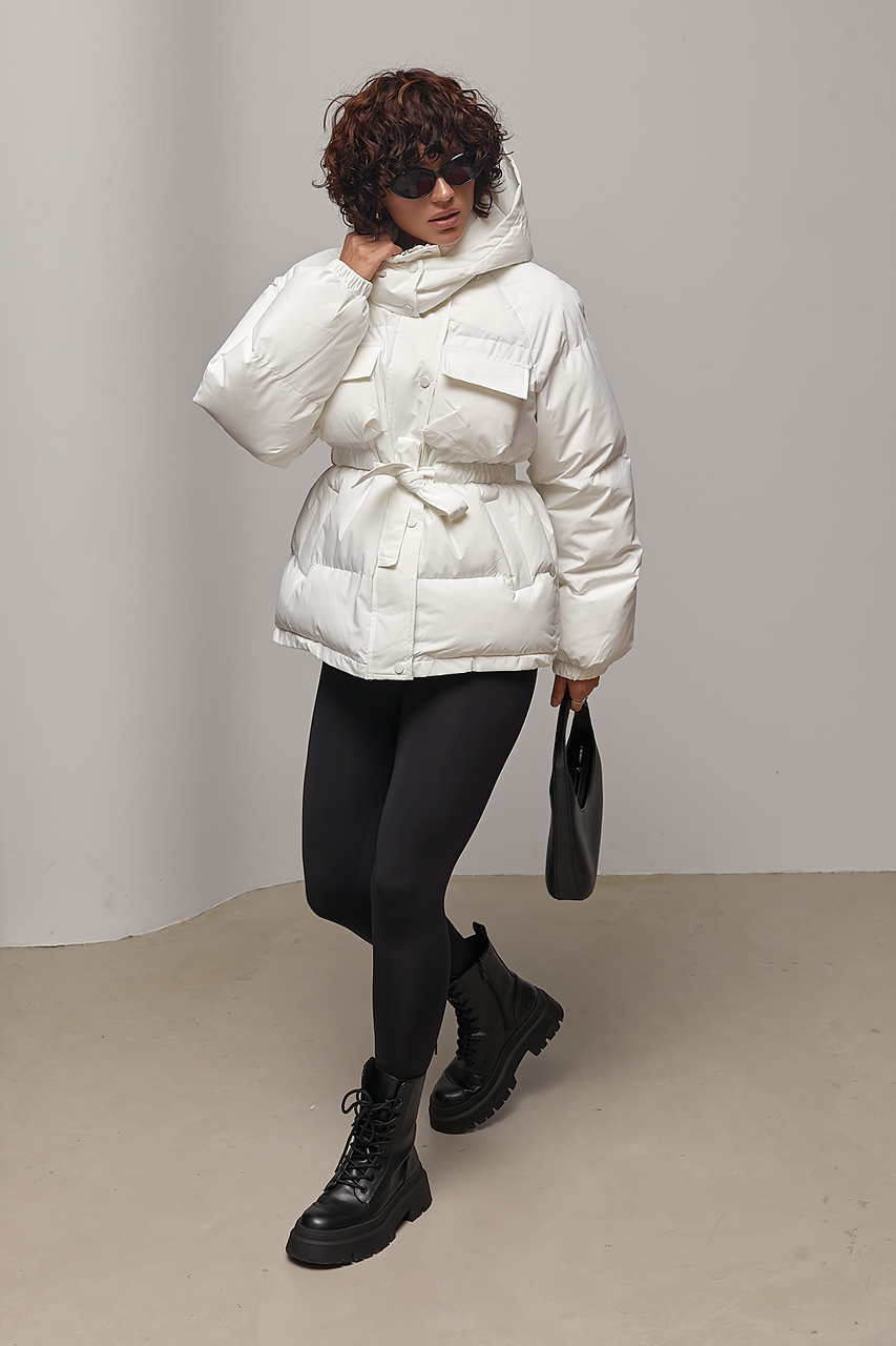 Стьобана куртка з поясом та капюшоном - білий колір, ONE SIZE 3